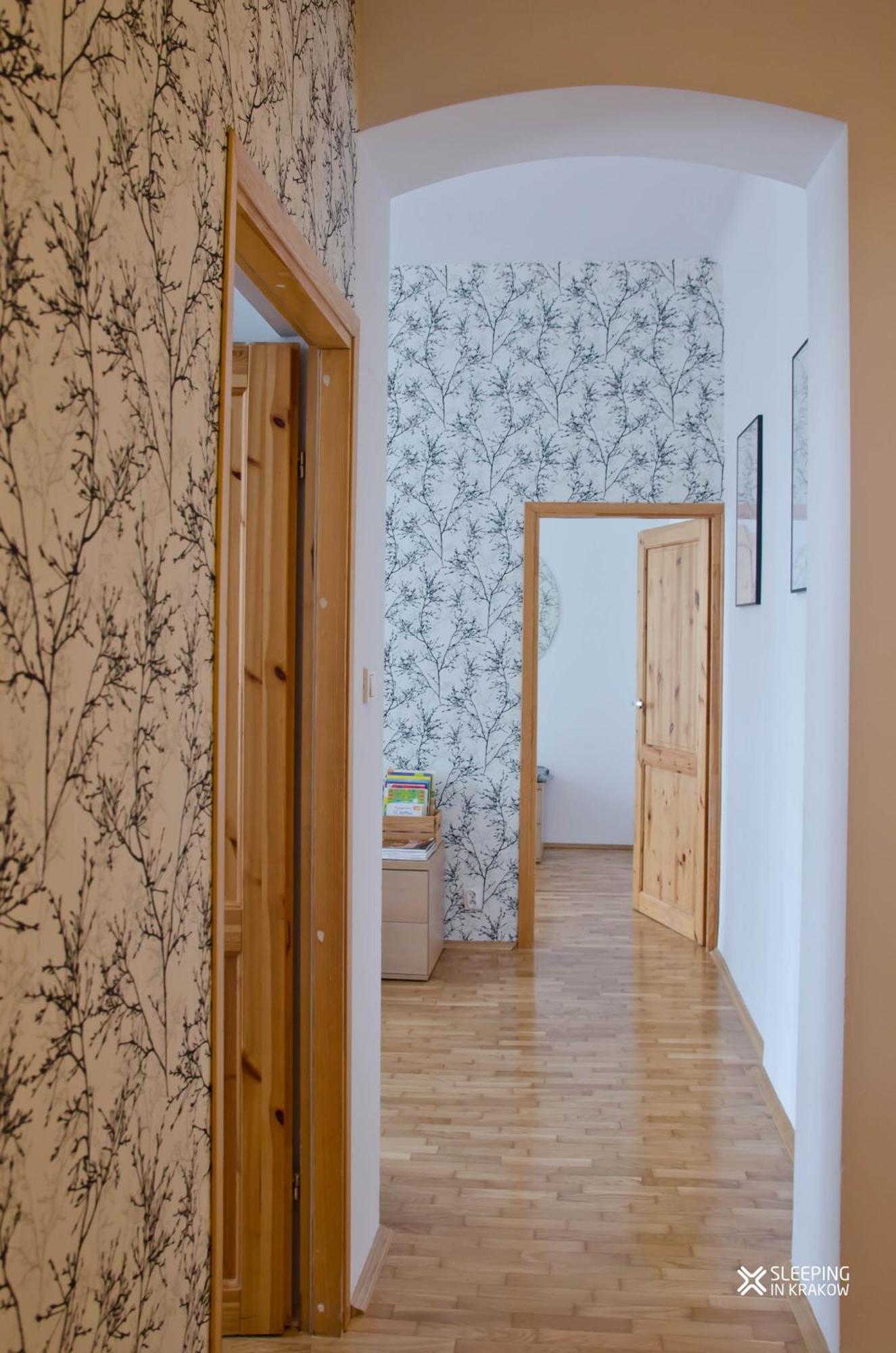 Sleeping In Main Market Apartment *